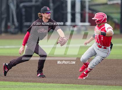 Thumbnail 3 in Tomball vs Rockwall-Heath (UIL 6A Regional Semi-Final) photogallery.