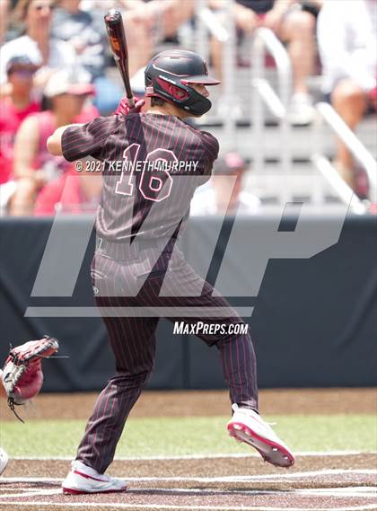 Thumbnail 2 in Tomball vs Rockwall-Heath (UIL 6A Regional Semi-Final) photogallery.