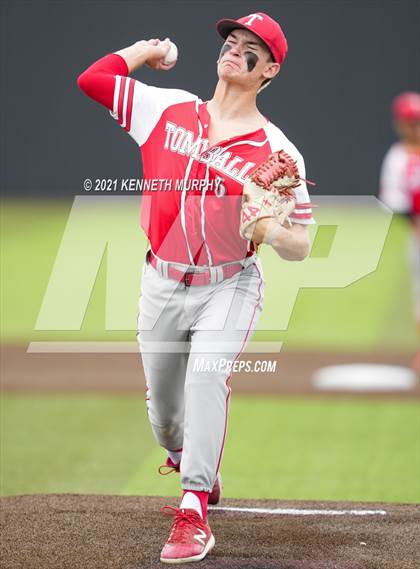 Thumbnail 2 in Tomball vs Rockwall-Heath (UIL 6A Regional Semi-Final) photogallery.