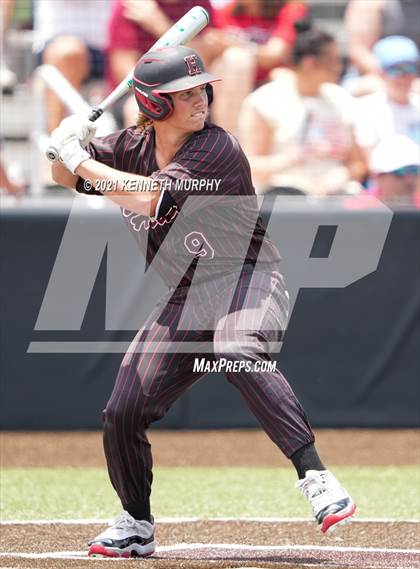 Thumbnail 3 in Tomball vs Rockwall-Heath (UIL 6A Regional Semi-Final) photogallery.