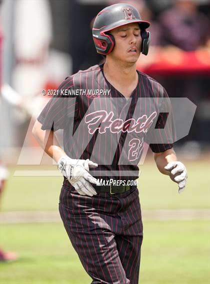Thumbnail 2 in Tomball vs Rockwall-Heath (UIL 6A Regional Semi-Final) photogallery.