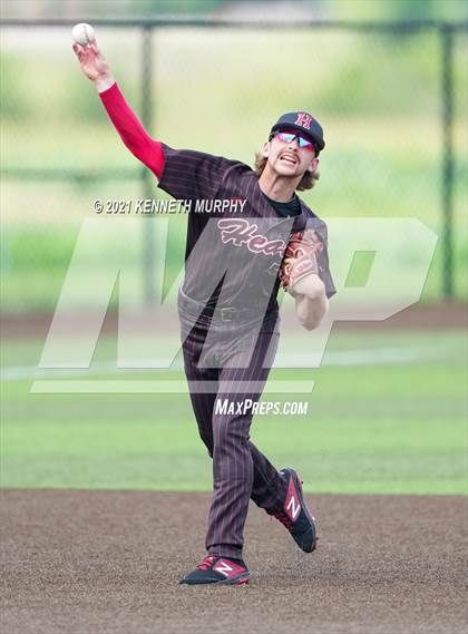Thumbnail 3 in Tomball vs Rockwall-Heath (UIL 6A Regional Semi-Final) photogallery.