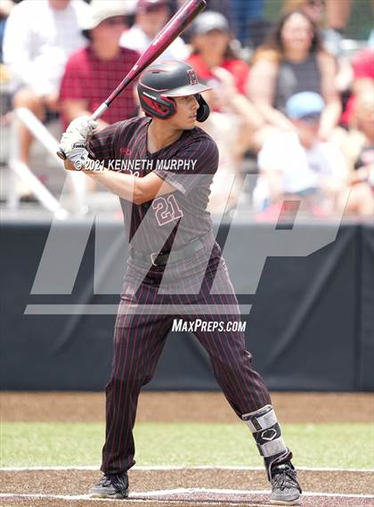 Thumbnail 3 in Tomball vs Rockwall-Heath (UIL 6A Regional Semi-Final) photogallery.