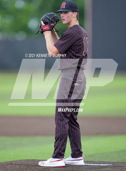 Thumbnail 2 in Tomball vs Rockwall-Heath (UIL 6A Regional Semi-Final) photogallery.