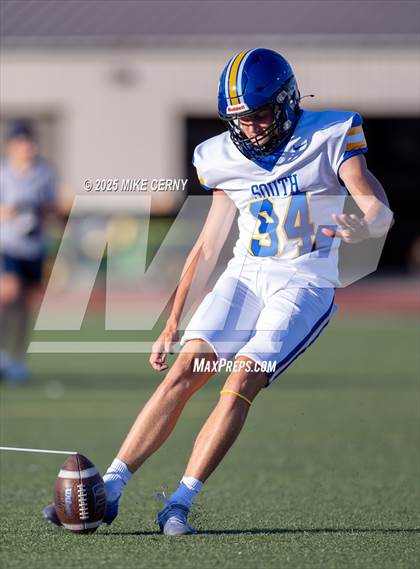 Thumbnail 2 in Olathe South @ Shawnee Mission East photogallery.