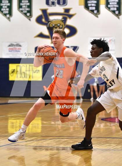 Thumbnail 1 in  Bishop Gorman @ Spring Valley photogallery.