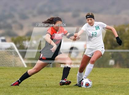 Thumbnail 1 in Aztec vs. Los Alamos photogallery.