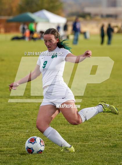 Thumbnail 2 in Aztec vs. Los Alamos photogallery.