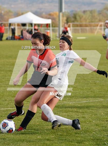 Thumbnail 3 in Aztec vs. Los Alamos photogallery.