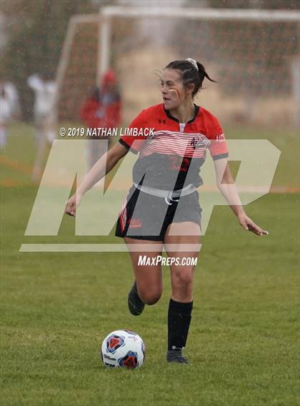 Thumbnail 2 in Aztec vs. Los Alamos photogallery.