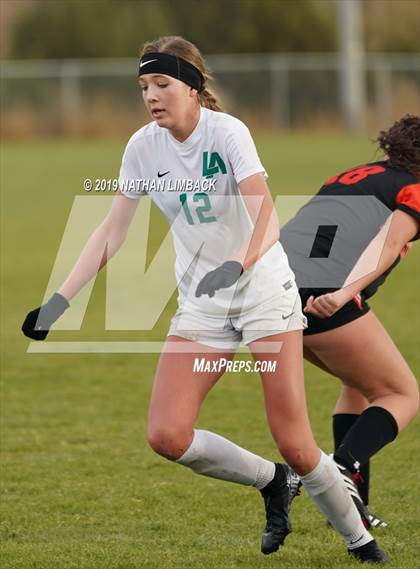 Thumbnail 3 in Aztec vs. Los Alamos photogallery.