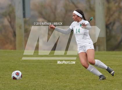 Thumbnail 2 in Aztec vs. Los Alamos photogallery.
