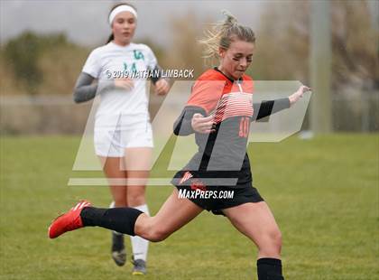 Thumbnail 1 in Aztec vs. Los Alamos photogallery.