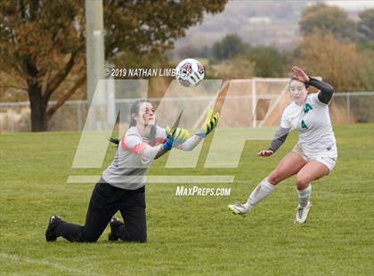 Thumbnail 3 in Aztec vs. Los Alamos photogallery.