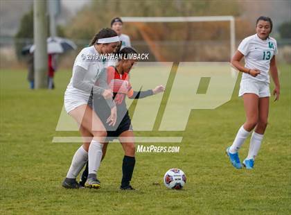 Thumbnail 3 in Aztec vs. Los Alamos photogallery.