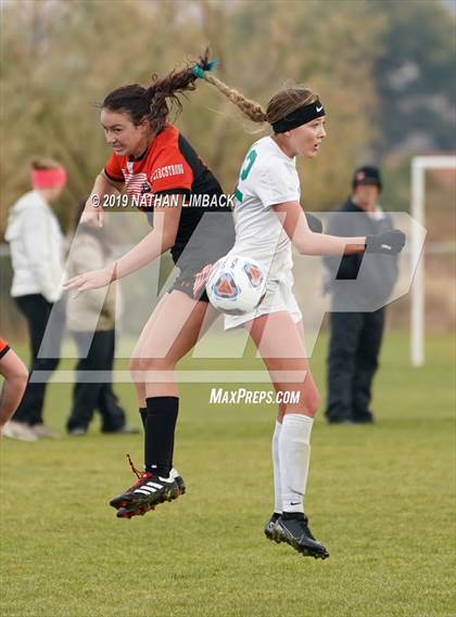 Thumbnail 2 in Aztec vs. Los Alamos photogallery.