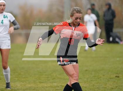 Thumbnail 2 in Aztec vs. Los Alamos photogallery.
