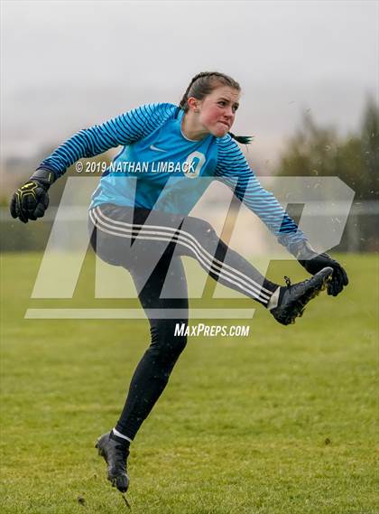 Thumbnail 2 in Aztec vs. Los Alamos photogallery.