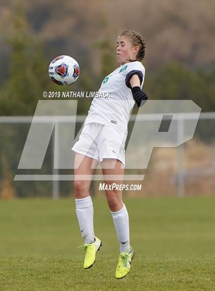 Thumbnail 2 in Aztec vs. Los Alamos photogallery.