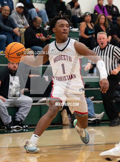 Thumbnail 3 in Notre Dame Prep vs Modesto Christian (MLK Classic) photogallery.