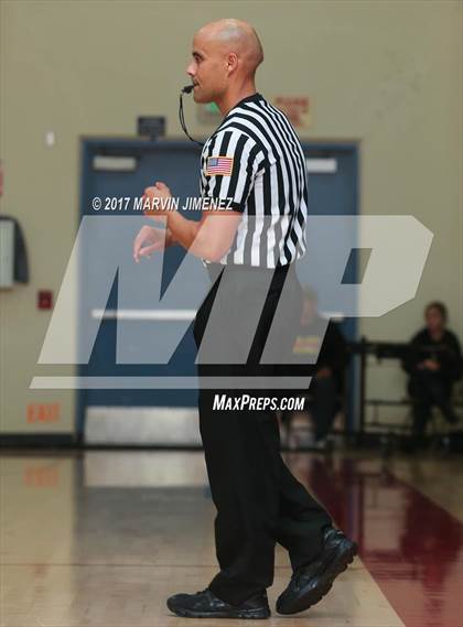 Thumbnail 2 in Oxnard vs. Trabuco Hills photogallery.