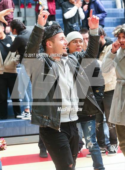 Thumbnail 2 in Oxnard vs. Trabuco Hills photogallery.