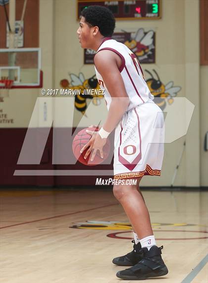 Thumbnail 2 in Oxnard vs. Trabuco Hills photogallery.