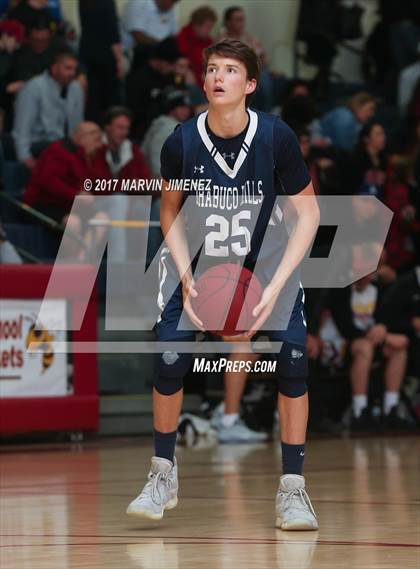 Thumbnail 3 in Oxnard vs. Trabuco Hills photogallery.