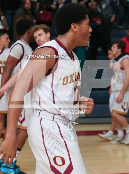 Thumbnail 2 in Oxnard vs. Trabuco Hills photogallery.
