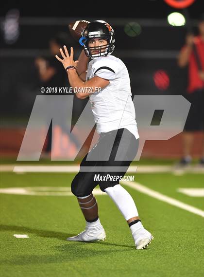 Thumbnail 1 in Nocona @ Ponder photogallery.