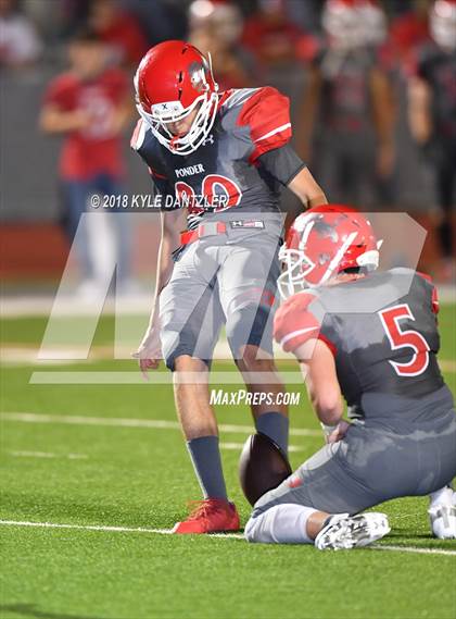 Thumbnail 2 in Nocona @ Ponder photogallery.