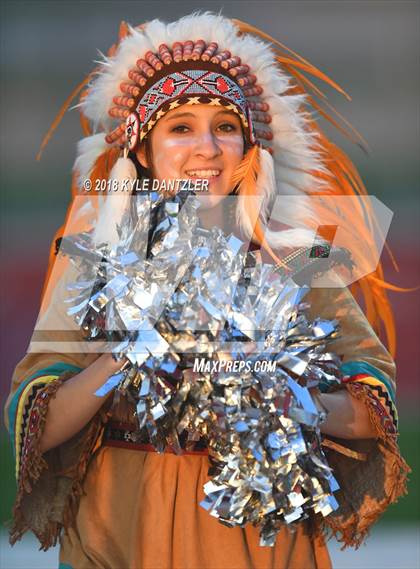 Thumbnail 1 in Nocona @ Ponder photogallery.