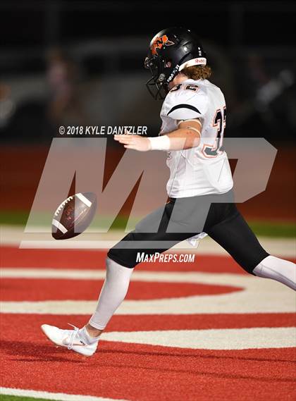 Thumbnail 2 in Nocona @ Ponder photogallery.