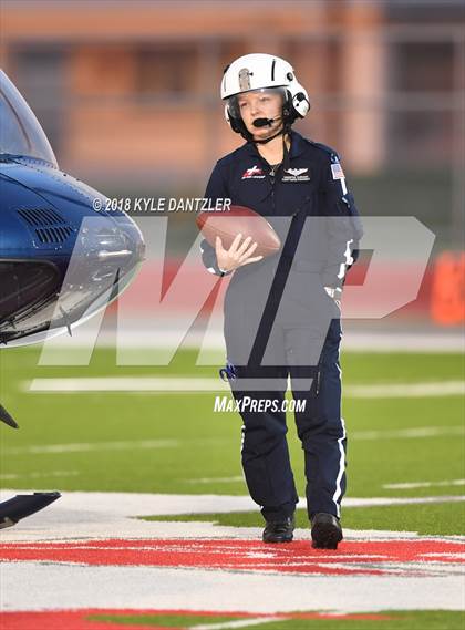 Thumbnail 2 in Nocona @ Ponder photogallery.