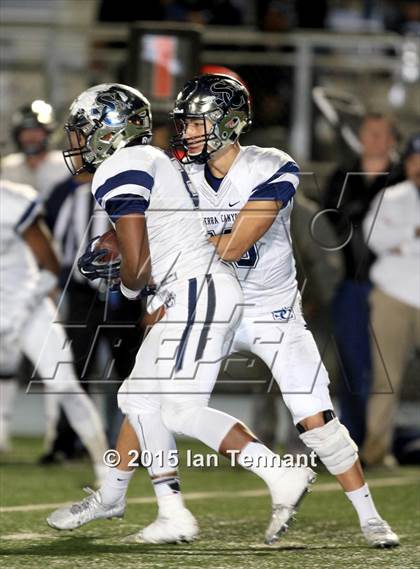 Thumbnail 3 in San Dimas vs. Sierra Canyon (CIF SS Mid Valley Division Final) photogallery.