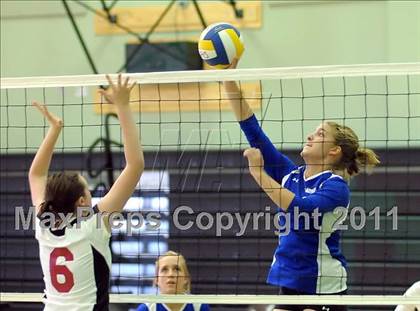 Thumbnail 3 in Waterford vs. Bear River (Lady Rams Classic) photogallery.