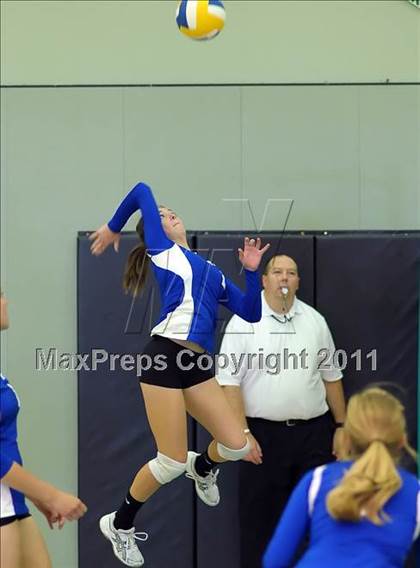Thumbnail 3 in Waterford vs. Bear River (Lady Rams Classic) photogallery.