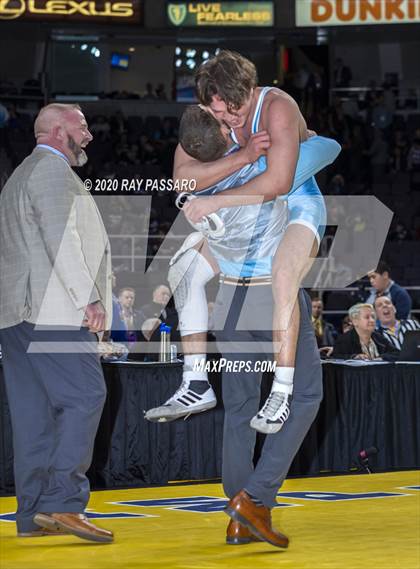 Thumbnail 1 in NYSPHSAA Wrestling Championships - Finals 170 lbs - 285 lbs photogallery.