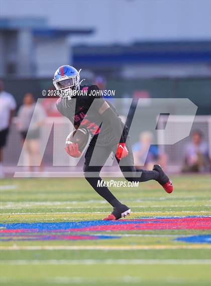 Thumbnail 1 in Mililani @ Los Alamitos photogallery.