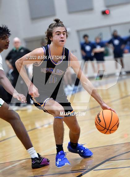 Thumbnail 2 in Tampa Catholic vs Mainland (The First Academy Invitational) photogallery.