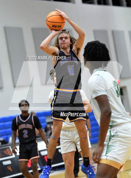 Thumbnail 2 in Tampa Catholic vs Mainland (The First Academy Invitational) photogallery.