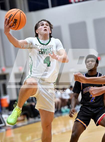 Thumbnail 1 in Tampa Catholic vs Mainland (The First Academy Invitational) photogallery.