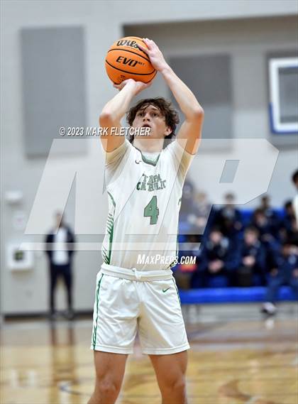 Thumbnail 3 in Tampa Catholic vs Mainland (The First Academy Invitational) photogallery.