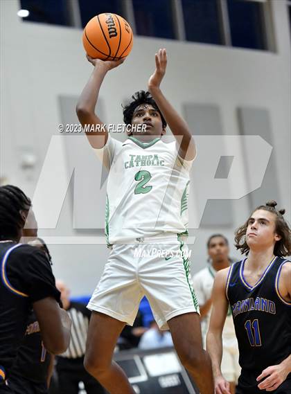 Thumbnail 2 in Tampa Catholic vs Mainland (The First Academy Invitational) photogallery.