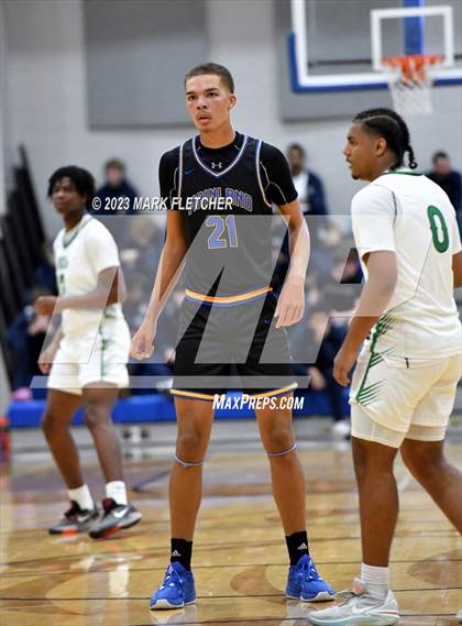 Thumbnail 3 in Tampa Catholic vs Mainland (The First Academy Invitational) photogallery.