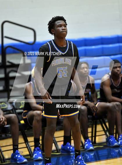 Thumbnail 2 in Tampa Catholic vs Mainland (The First Academy Invitational) photogallery.