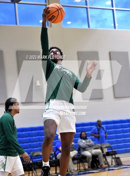 Thumbnail 2 in Tampa Catholic vs Mainland (The First Academy Invitational) photogallery.