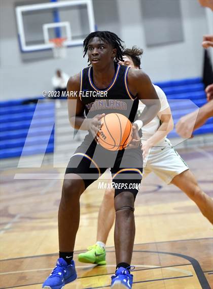 Thumbnail 3 in Tampa Catholic vs Mainland (The First Academy Invitational) photogallery.
