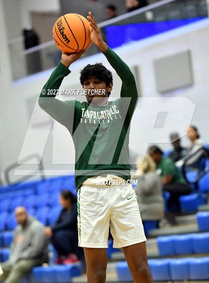 Thumbnail 2 in Tampa Catholic vs Mainland (The First Academy Invitational) photogallery.