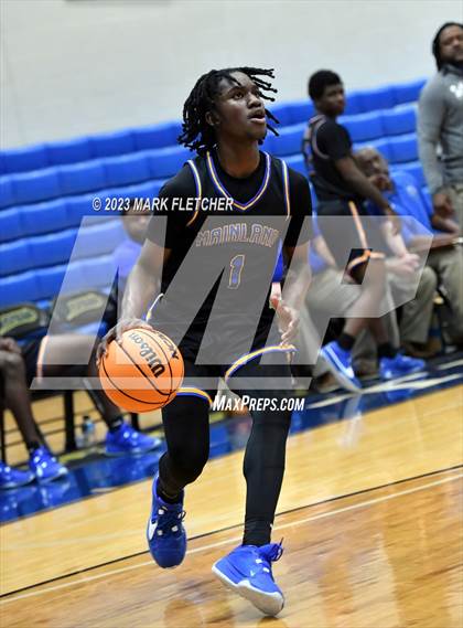 Thumbnail 1 in Tampa Catholic vs Mainland (The First Academy Invitational) photogallery.